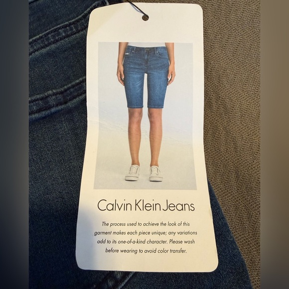 🆕 Calvin Klein Jeans City Short Bermuda 5 pocket denim shorts women’s 2 NWT - Picture 5 of 9